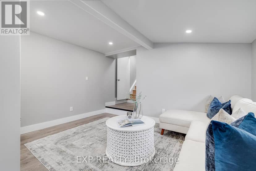 125 Cathcart Street — photo 18 of 29