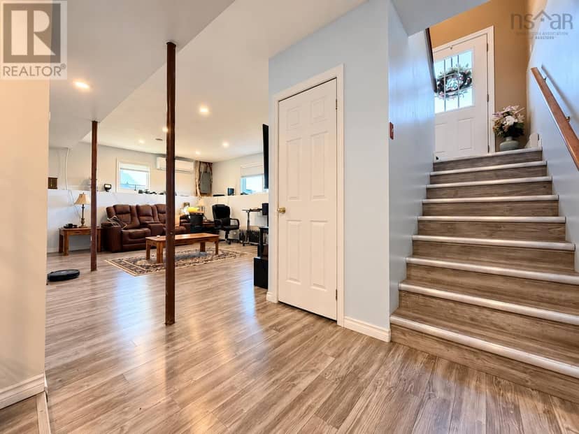 176 Armada Drive — photo 23 of 35