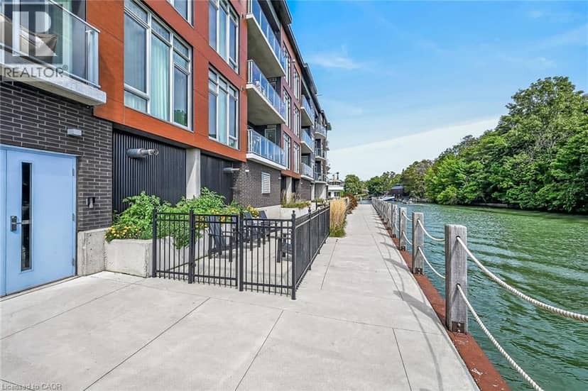 38 HARBOUR Street Unit# 304, Port Dover, photo 4