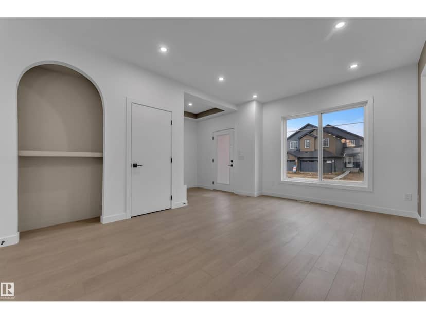 265 Falcon CR, Leduc, photo 3