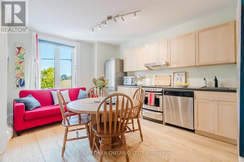 33 Argyle Avenue — photo 12 of 40