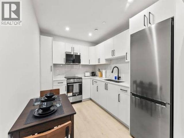 Basement 32XX E 44TH AVENUE, Vancouver, photo 8