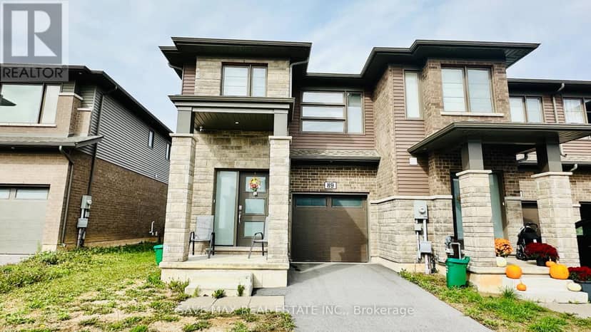 89 Acacia Road — photo 1 of 40