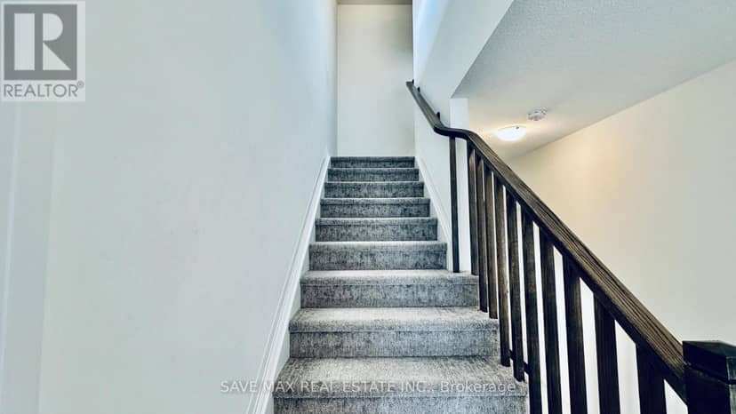 89 Acacia Road — photo 12 of 40