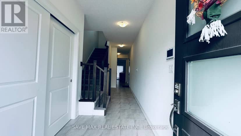 89 Acacia Road — photo 3 of 40
