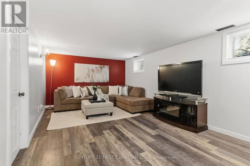 34 Speight Court — photo 21 of 28