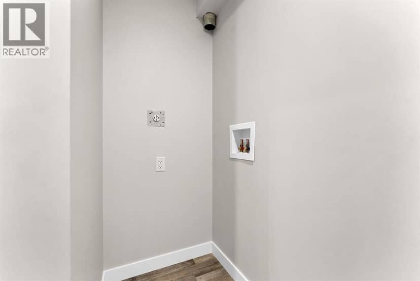452 Cambridge Street SE — photo 18 of 40