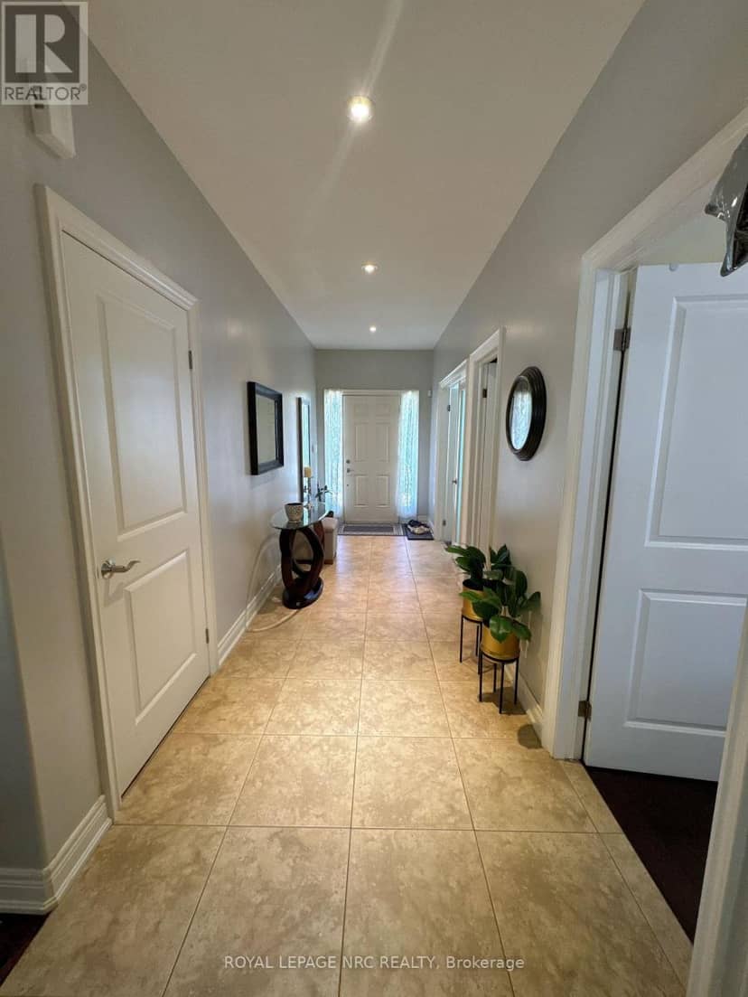 211 First Street Louth, St. Catharines, photo 3