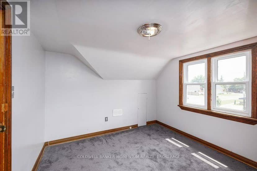 18 Pietz Avenue — photo 16 of 36