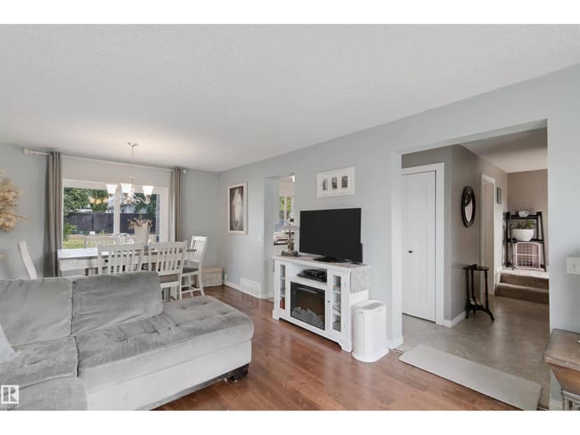 4528 35 AV NW, Edmonton, photo 8