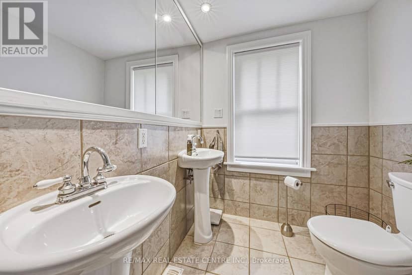 75 Pollock Avenue — photo 19 of 40