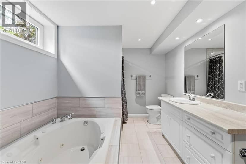 15 SHEPHARD Place — photo 36 of 40