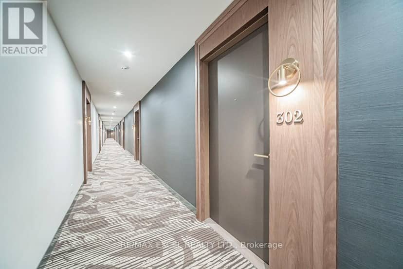 302 - 625 Sheppard Avenue E — photo 14 of 21