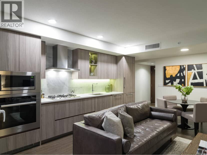306 89 NELSON STREET, Vancouver, photo 2