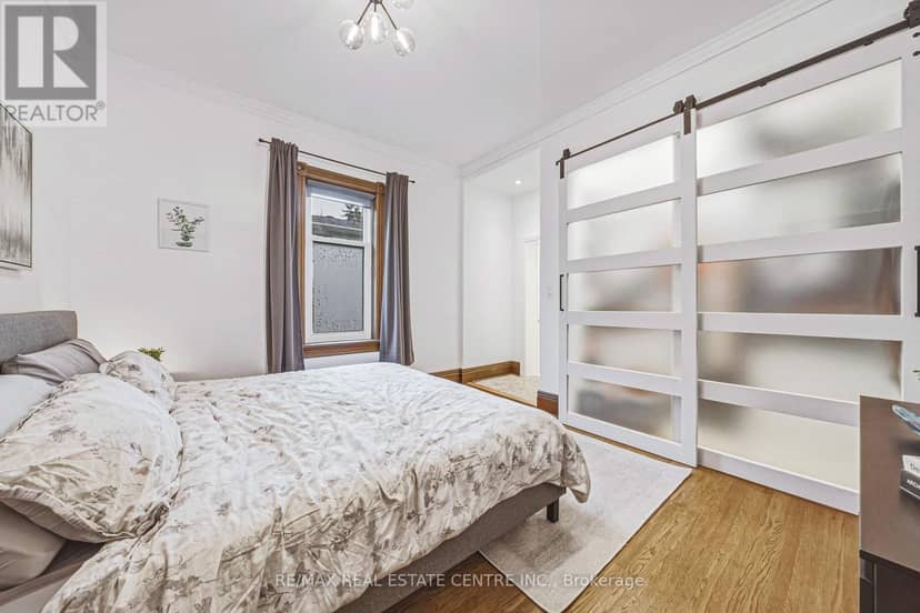 103 Courtney Street — photo 17 of 40