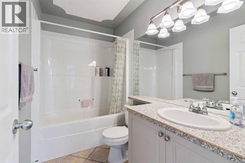 115 Cove Crescent — photo 17 of 28