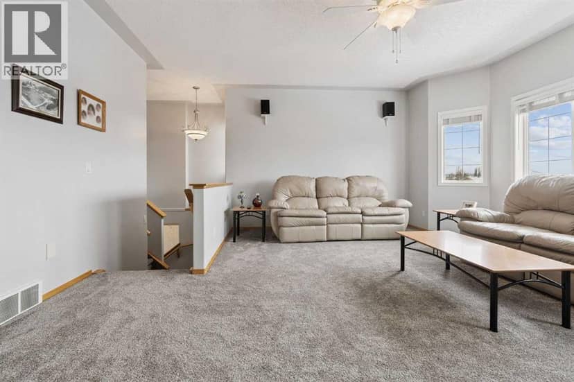 115 Cove Crescent — photo 14 of 28