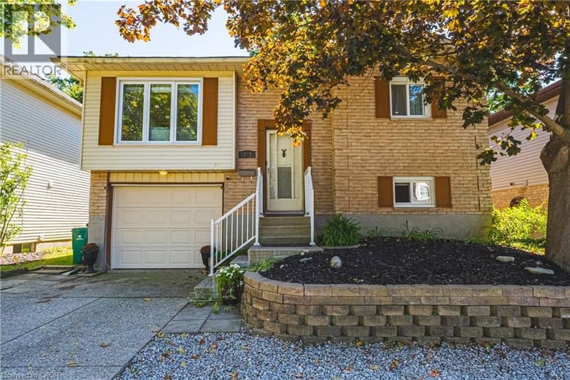 414 WOODS Lane, Cambridge, photo 2