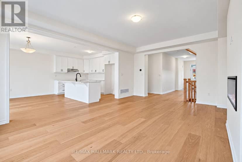 82 Gretzky Avenue — photo 12 of 40