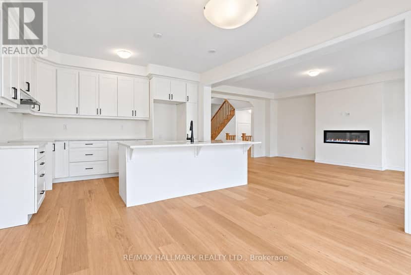 82 Gretzky Avenue — photo 15 of 40