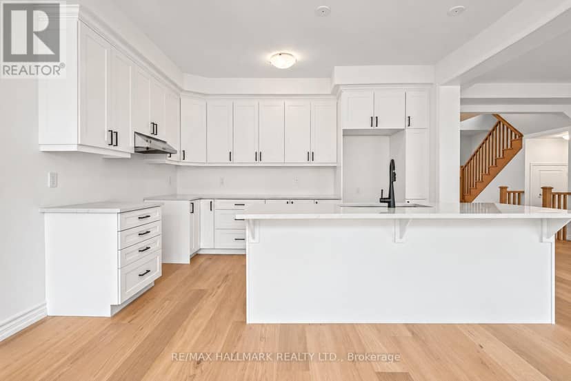 82 Gretzky Avenue — photo 17 of 40