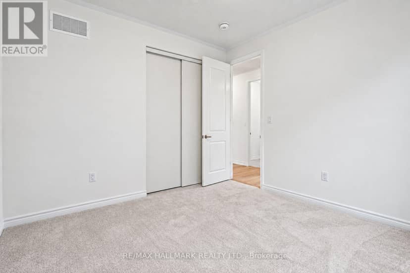 82 Gretzky Avenue — photo 40 of 40