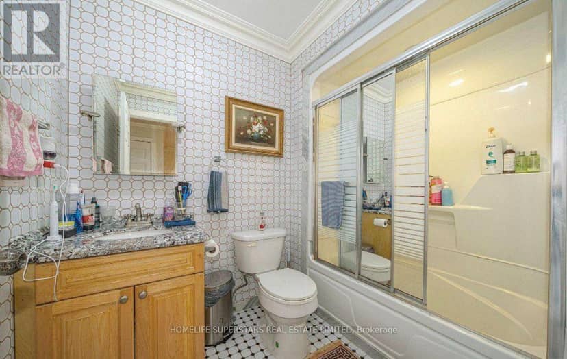 47 Davos Road W — photo 12 of 18