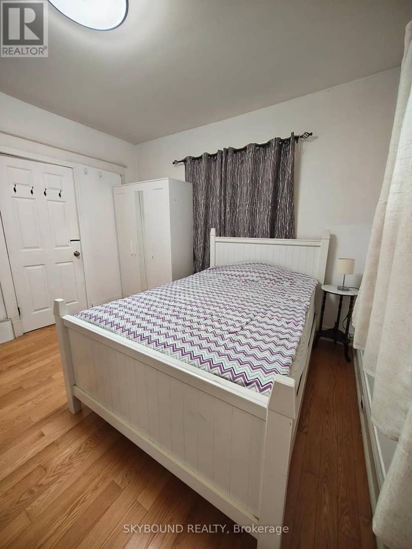5113 St Lawrence Avenue — photo 31 of 32