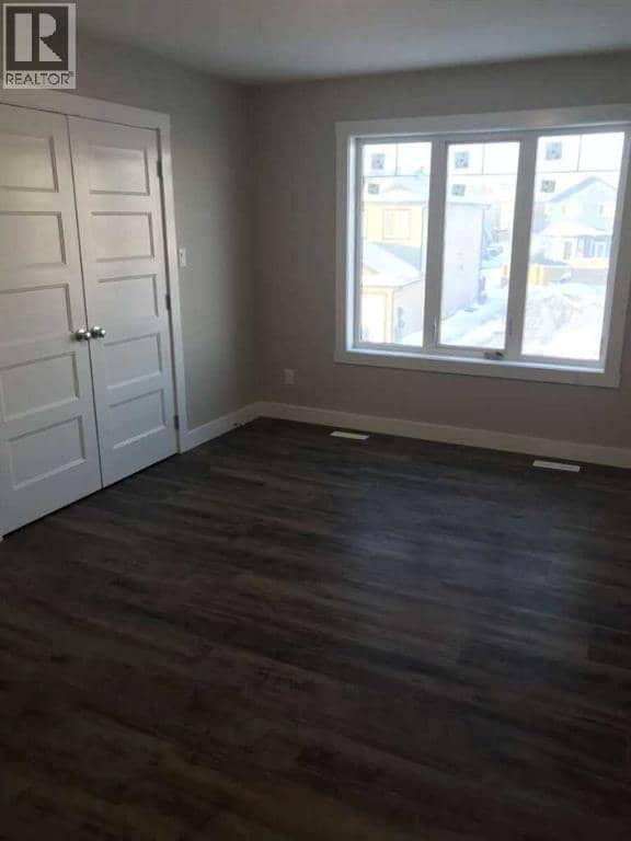 102 Aspenhill Drive — photo 9 of 40