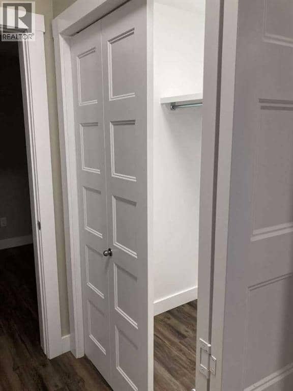 102 Aspenhill Drive — photo 13 of 40