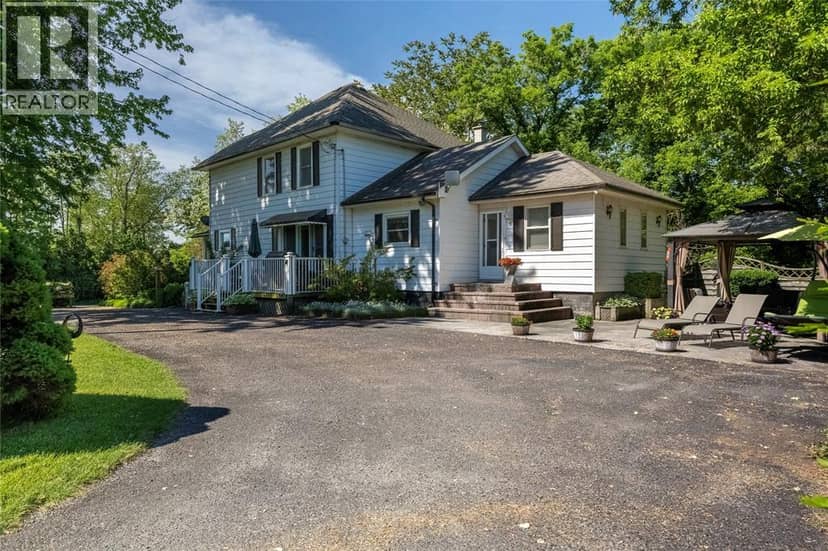 5848 Douglas Line, Lambton Shores, photo 8