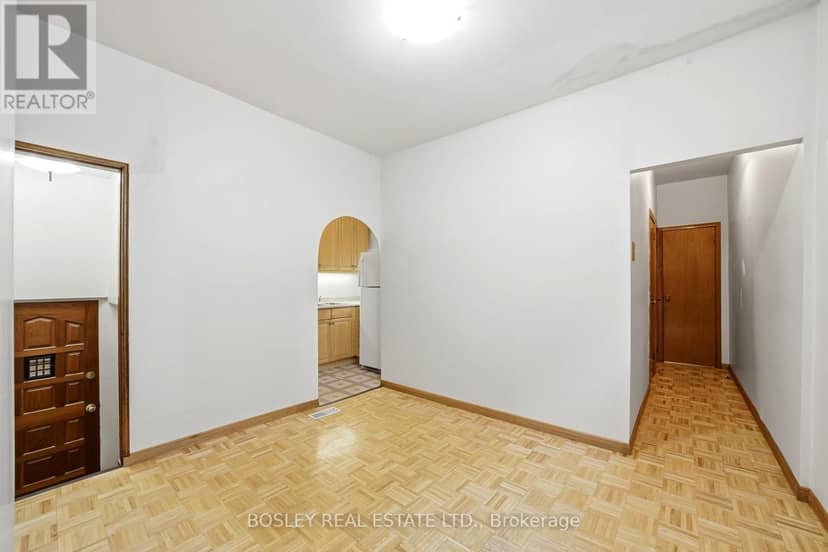 44 Conway Avenue — photo 12 of 40