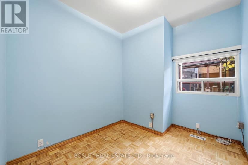 44 Conway Avenue — photo 21 of 40