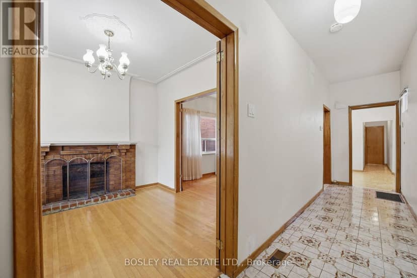 44 Conway Avenue, Toronto, photo 4