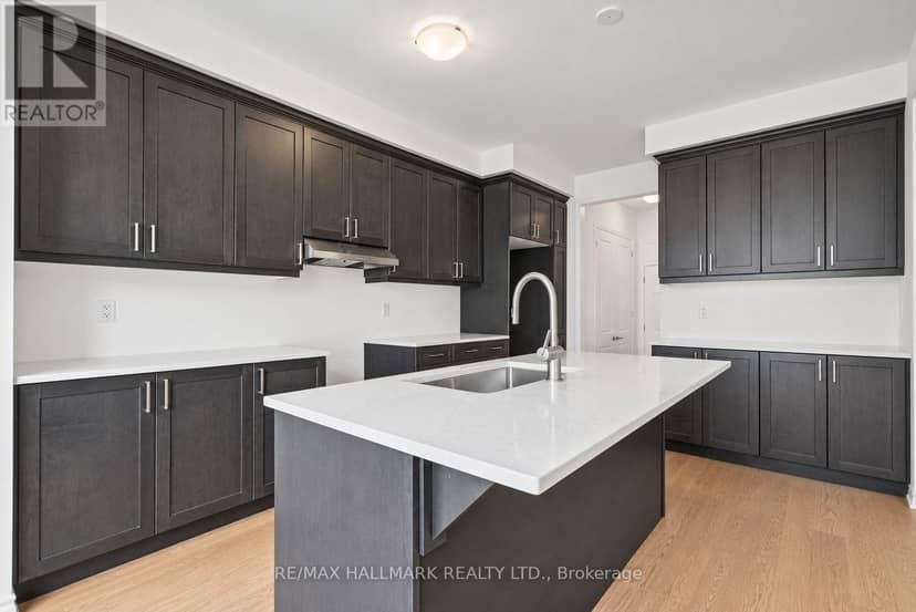 84 Gretzky Avenue — photo 16 of 40