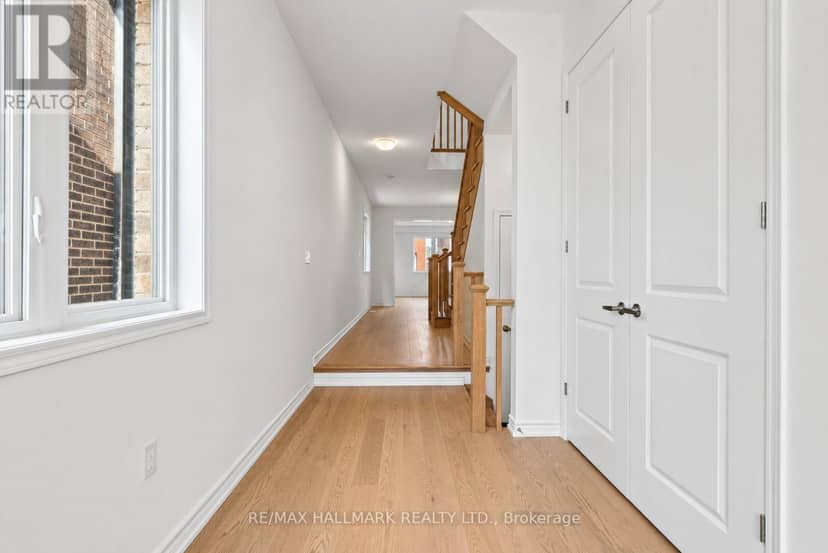 84 Gretzky Avenue, Barrie, photo 8
