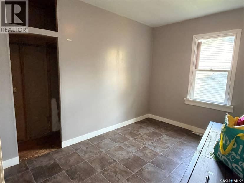 438 3rd STREET, Estevan, photo 8