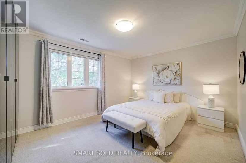 24 Hamilton Hall Drive — photo 17 of 32