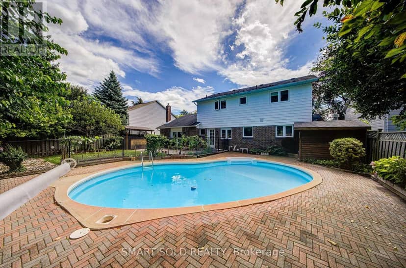 24 Hamilton Hall Drive — photo 31 of 32