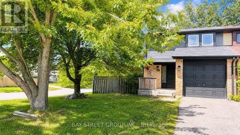 245 Browning Trail, Barrie, photo 2