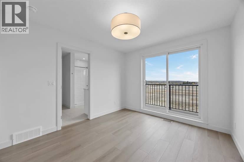 112 Greenwich Drive NW — photo 37 of 40