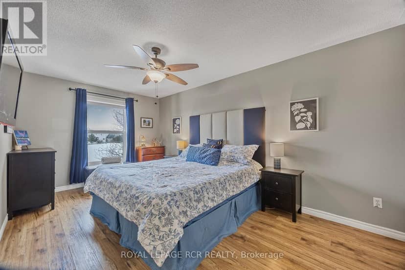 18 Peter Street — photo 23 of 40
