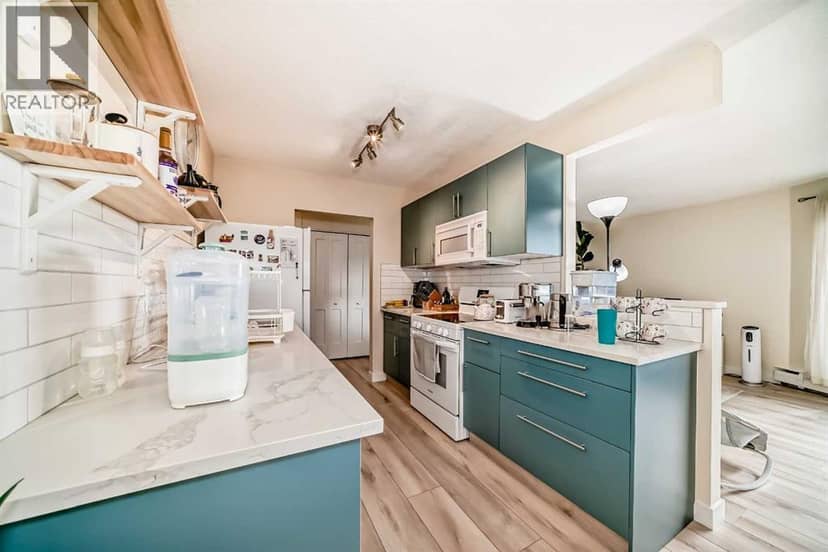 202, 520 Cedar Crescent SW — photo 9 of 40