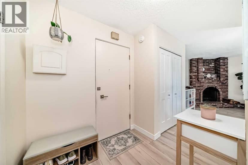 202, 520 Cedar Crescent SW — photo 11 of 40