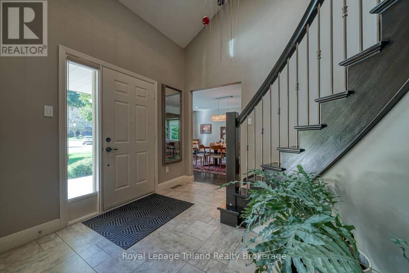 28 Segal Drive, Tillsonburg, photo 3