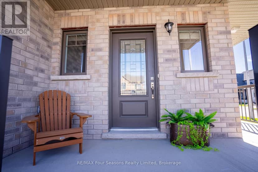 33 Kerr Street — photo 2 of 27