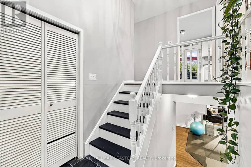 47 Hutchinson Court — photo 11 of 40