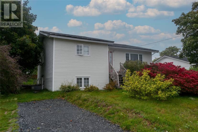 84 Lemarchant Street, Carbonear, photo 2
