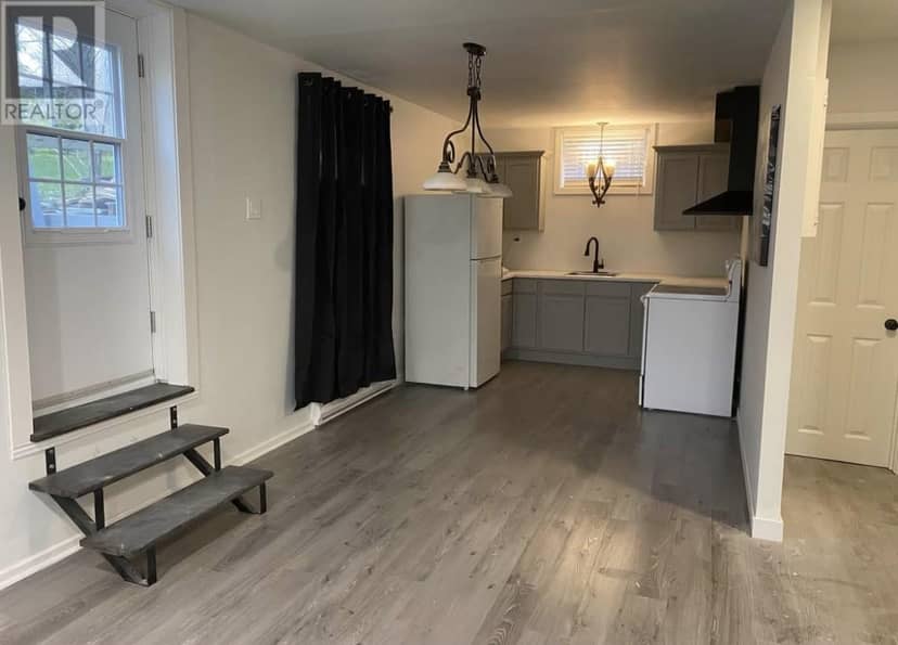 84 Lemarchant Street — photo 21 of 22