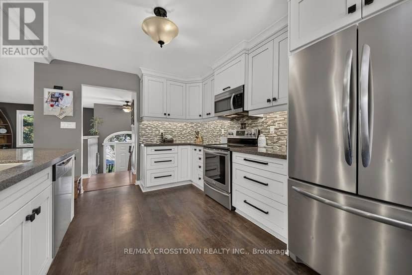 29 Brennan Avenue — photo 12 of 33